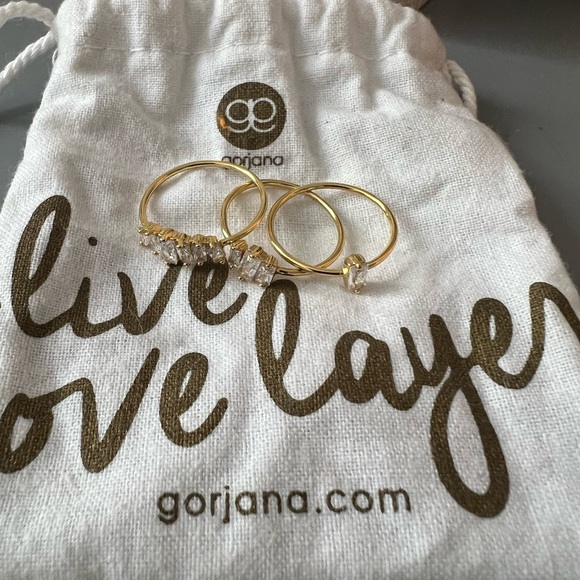 SOLD Gorjana Gold Amara Ring Set - SIZE 6 - Picture 6 of 6